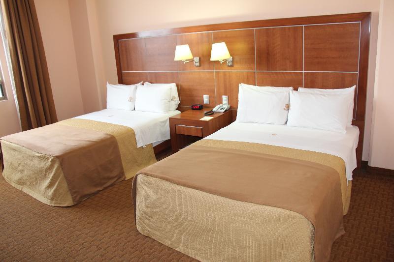 Hotel Soleil Business Class Celaya المظهر الخارجي الصورة
